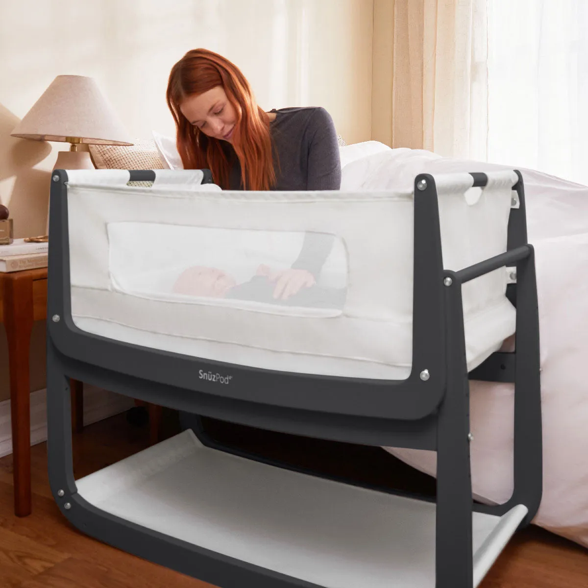 SnuzPod4 Bedside Crib